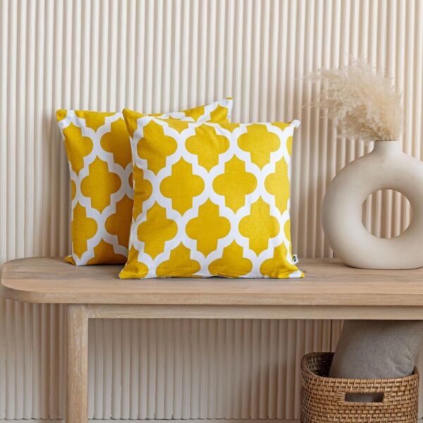 Set of 2 Cotton Cushion Covers, 16x16 Inch, Quatrefoil Pattern, Yellow